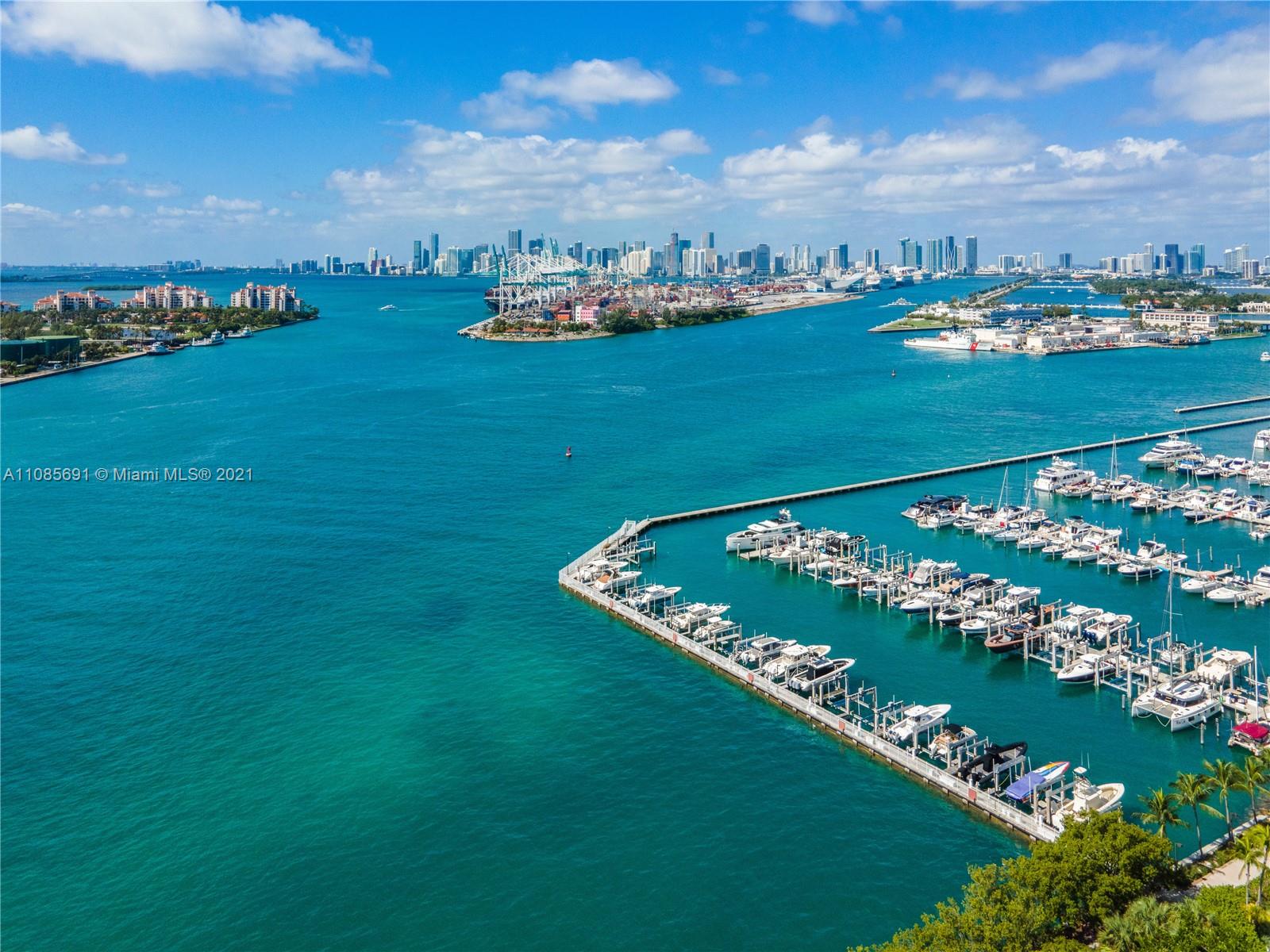 APOGEE CONDO - Residential