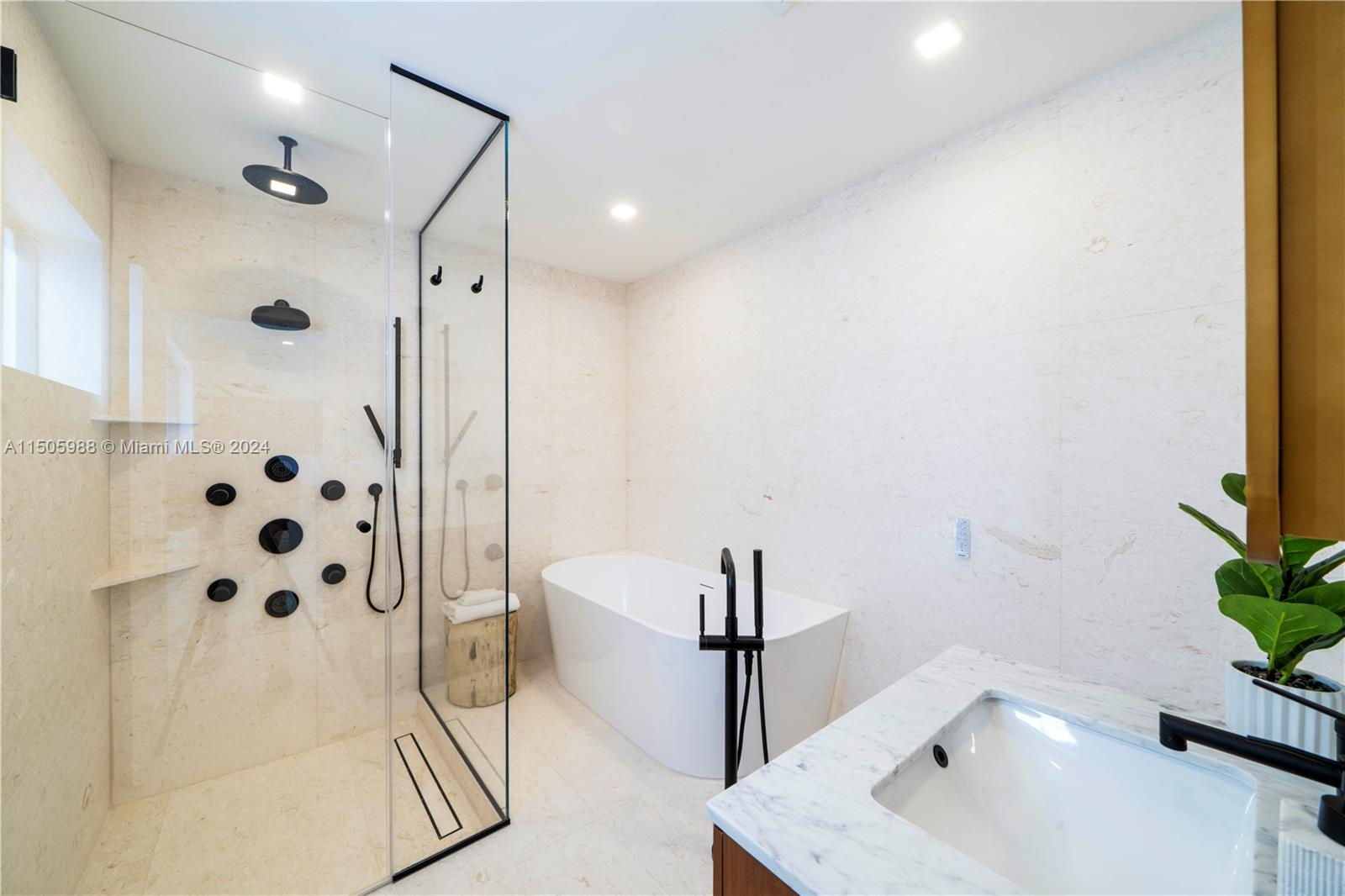 KEYSTONE ISLAND NO 2 - Residential