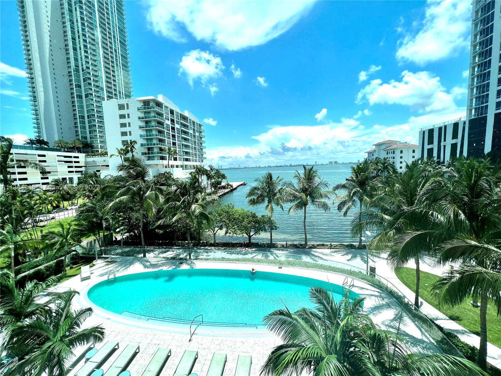 ICON BAY CONDO - Residential