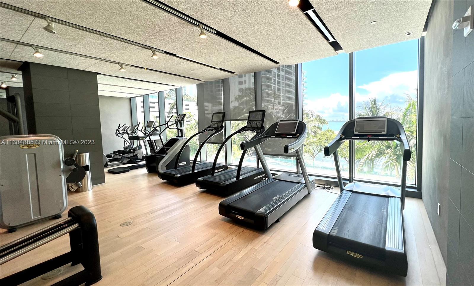 ICON BAY CONDO - Residential