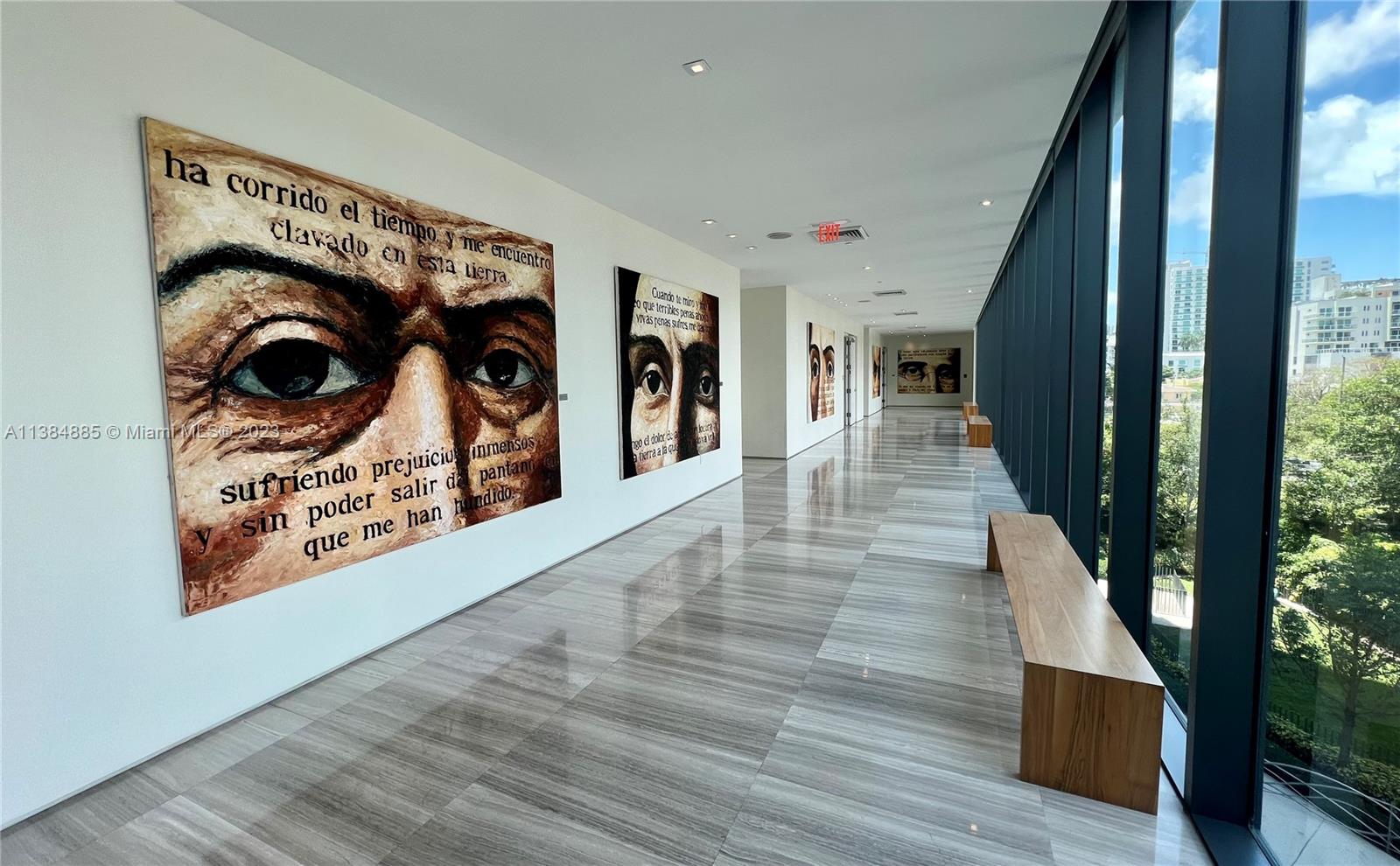 ICON BAY CONDO - Residential