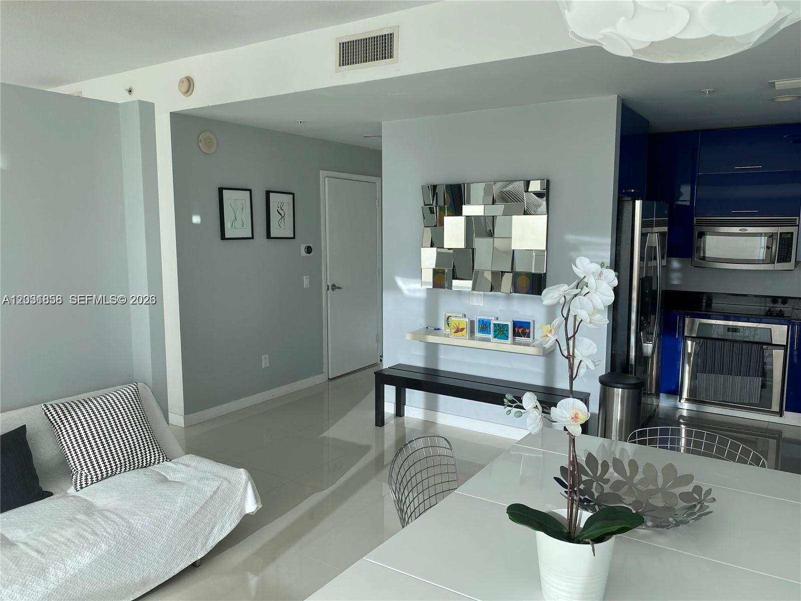 60 SW 13th St 2301