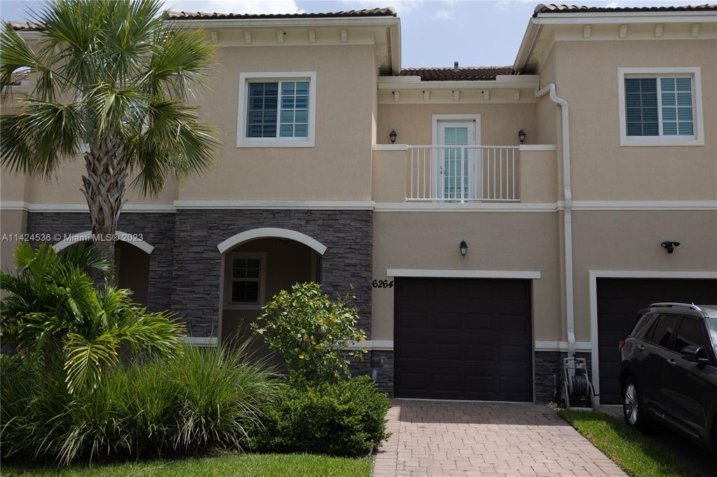 Photo of 6264 SE Portofino Cir, Hobe Sound, FL 33455 (MLS # A11424536)