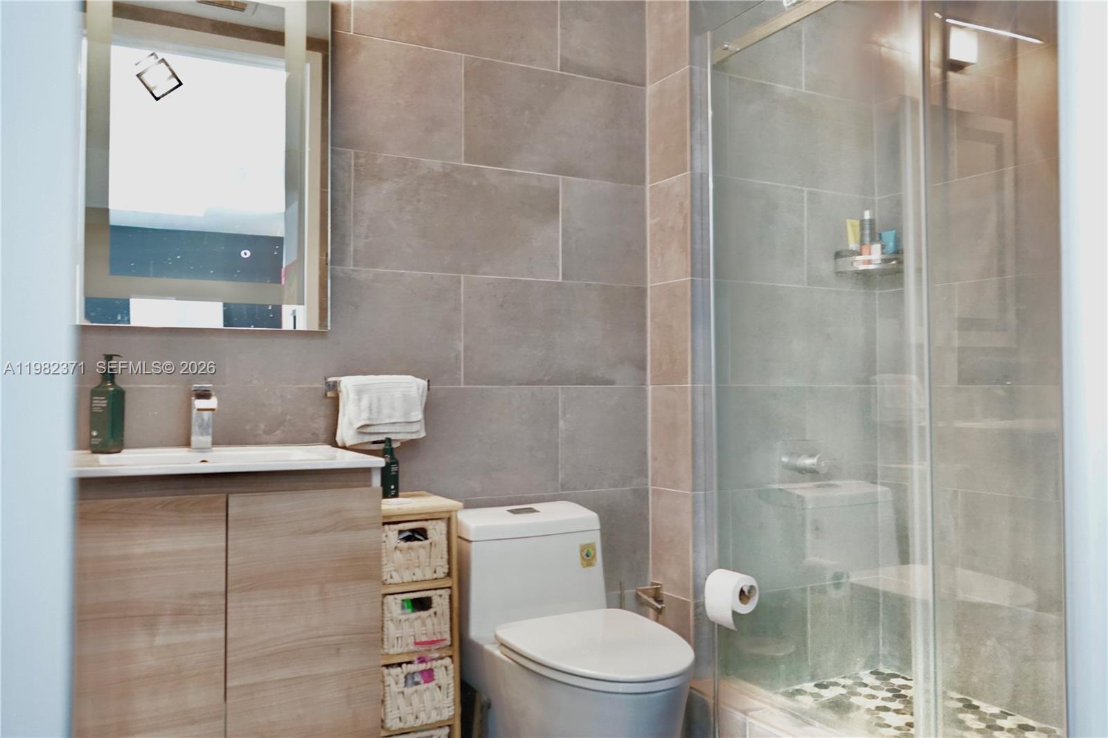 EDGEWATER LOFTS CONDO - Residential