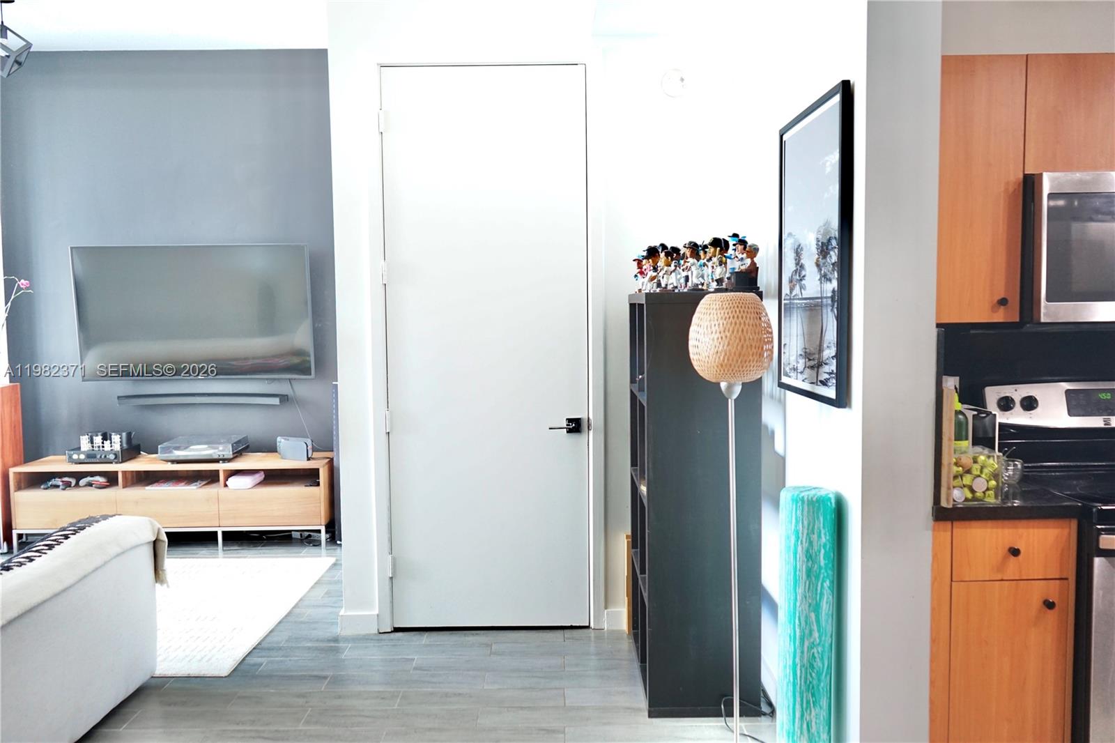 EDGEWATER LOFTS CONDO - Residential