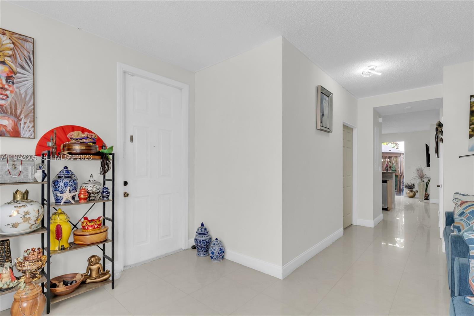 MARBELLA BAY - Residential