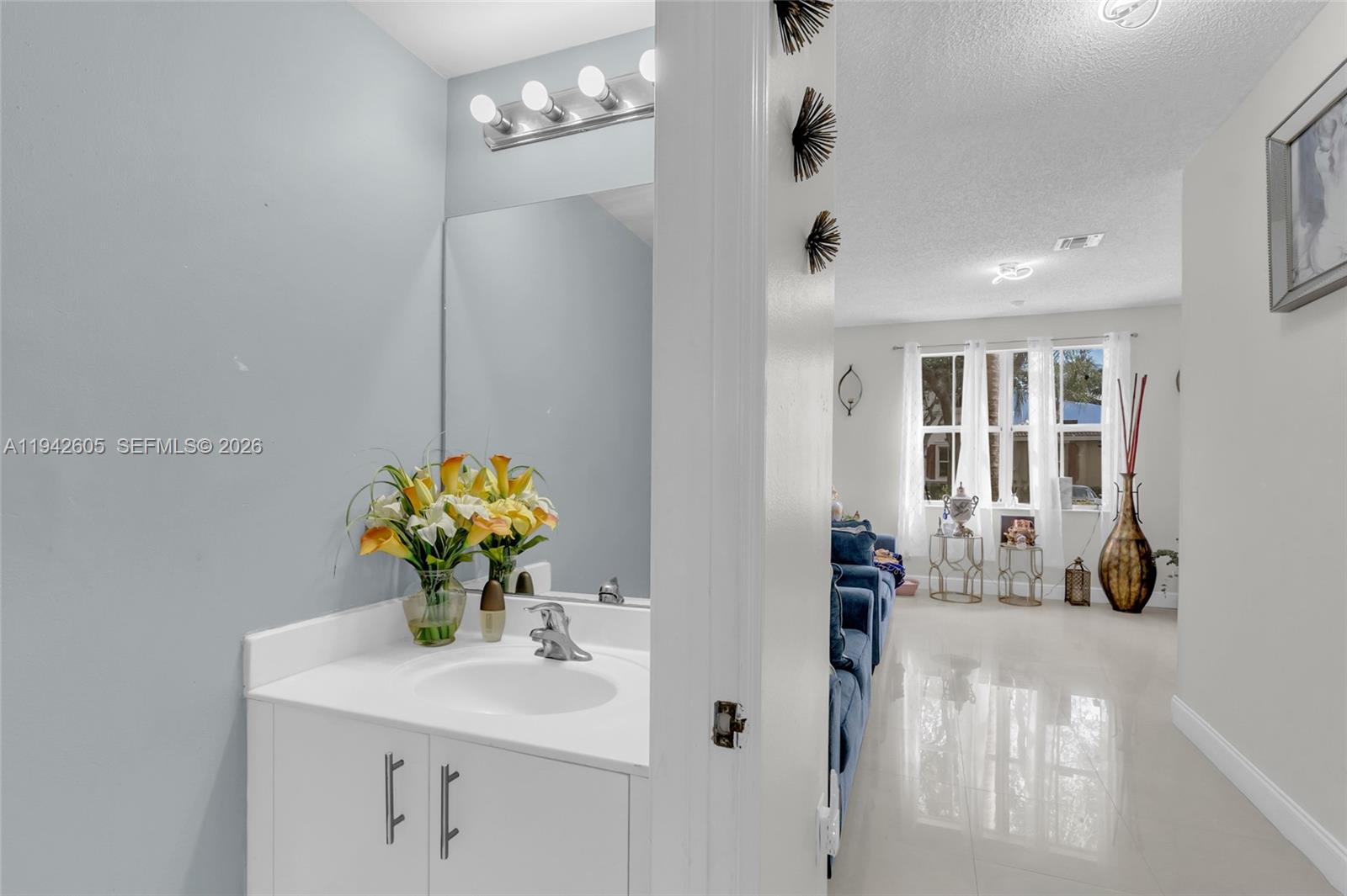 MARBELLA BAY - Residential