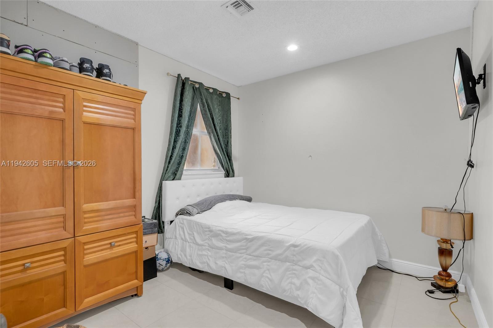 MARBELLA BAY - Residential