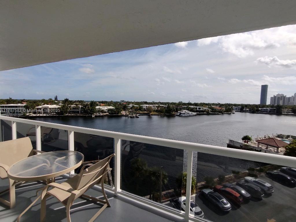 WATERVIEW CONDO - Residential