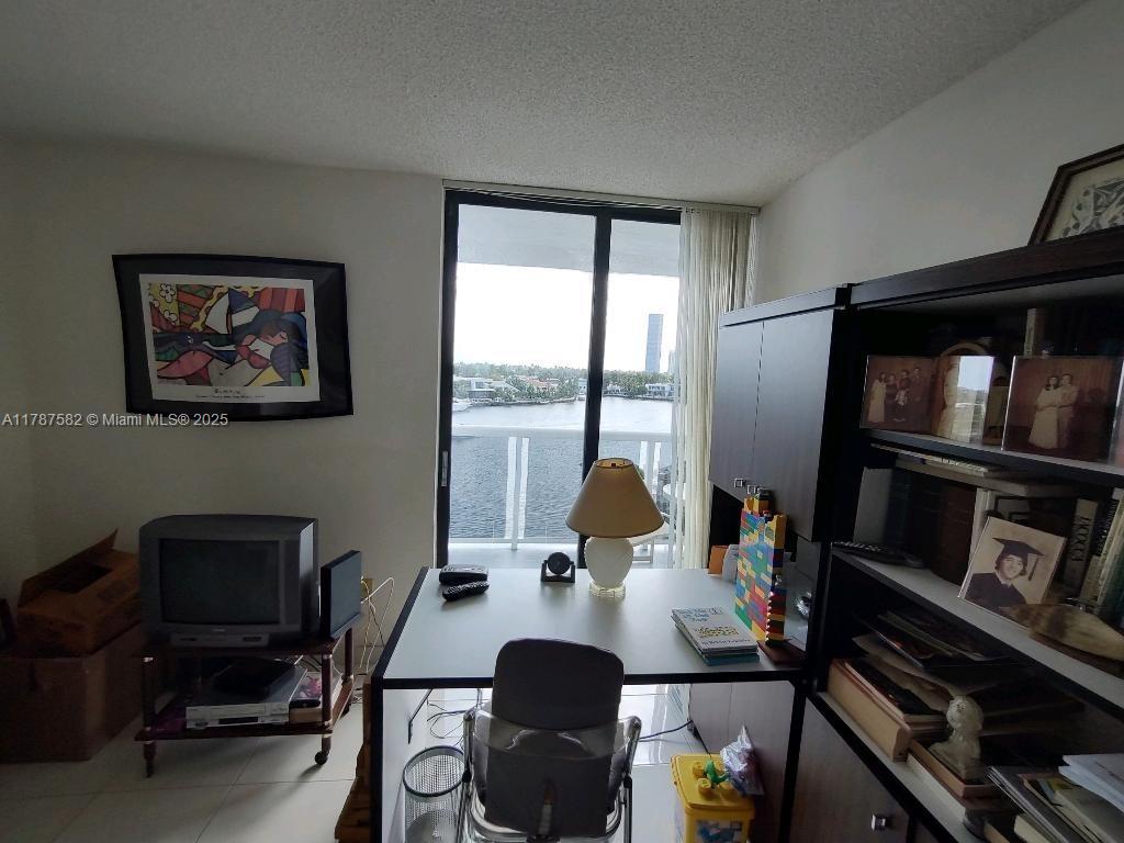 WATERVIEW CONDO - Residential