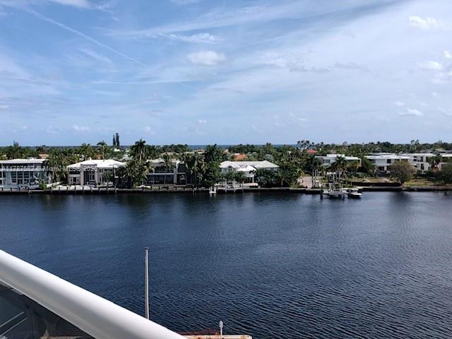 Property for Sale at 20515 E Country Club Dr 646, Aventura, Miami-Dade County, Florida - Bedrooms: 2 
Bathrooms: 2  - $419,000