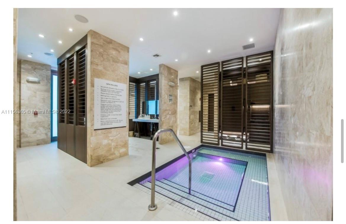 OCEANA KEY BISCAYNE CONDO - Residential