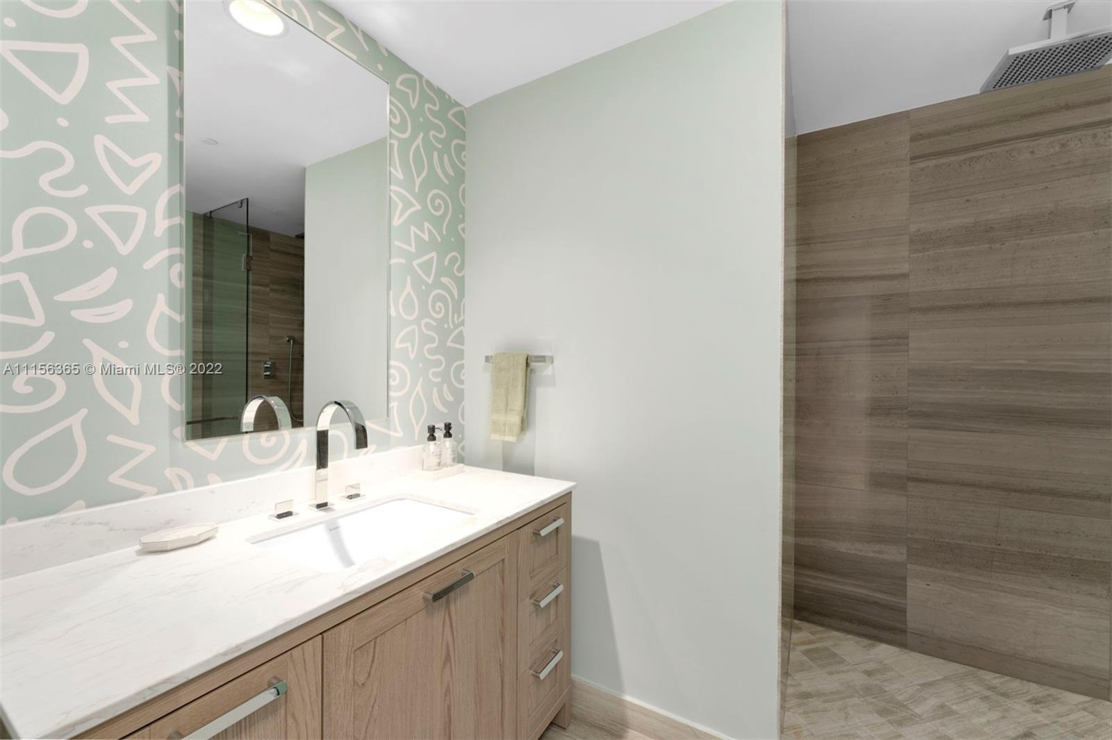 OCEANA KEY BISCAYNE CONDO - Residential