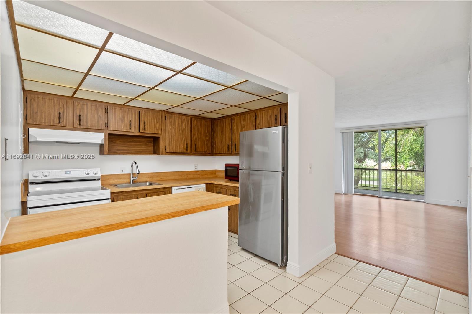1681 NW 70th Ave 204