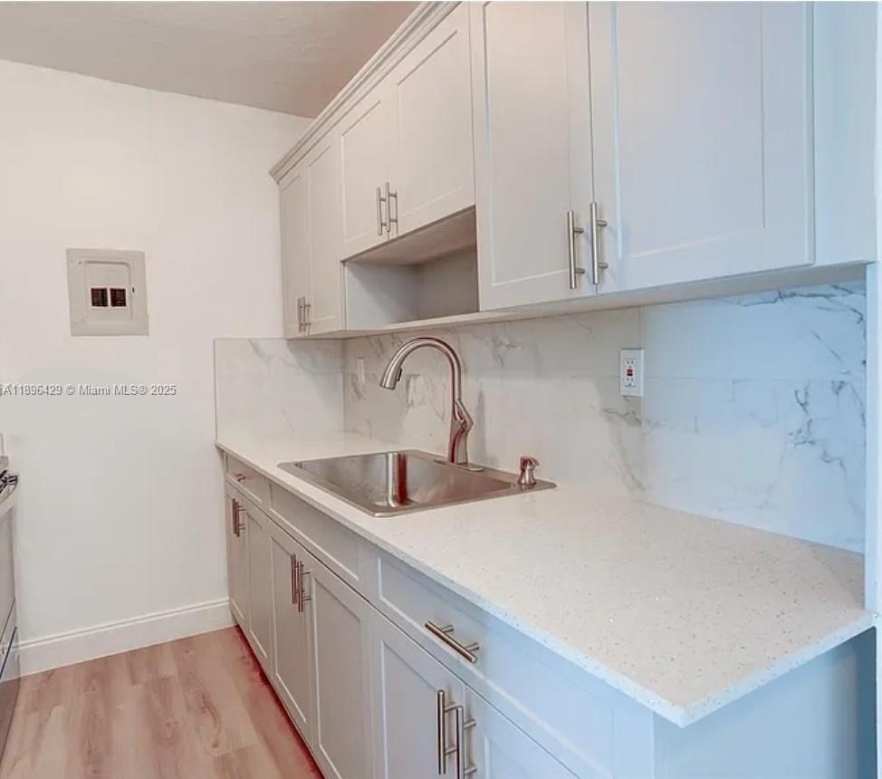 EL LAGO CONDO - Residential Lease
