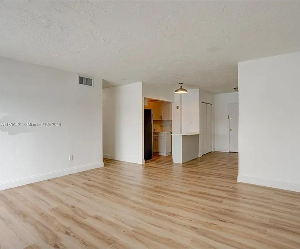 EL LAGO CONDO - Residential Lease