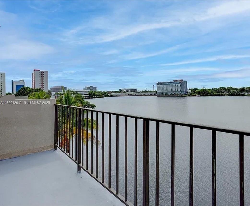 EL LAGO CONDO - Residential Lease