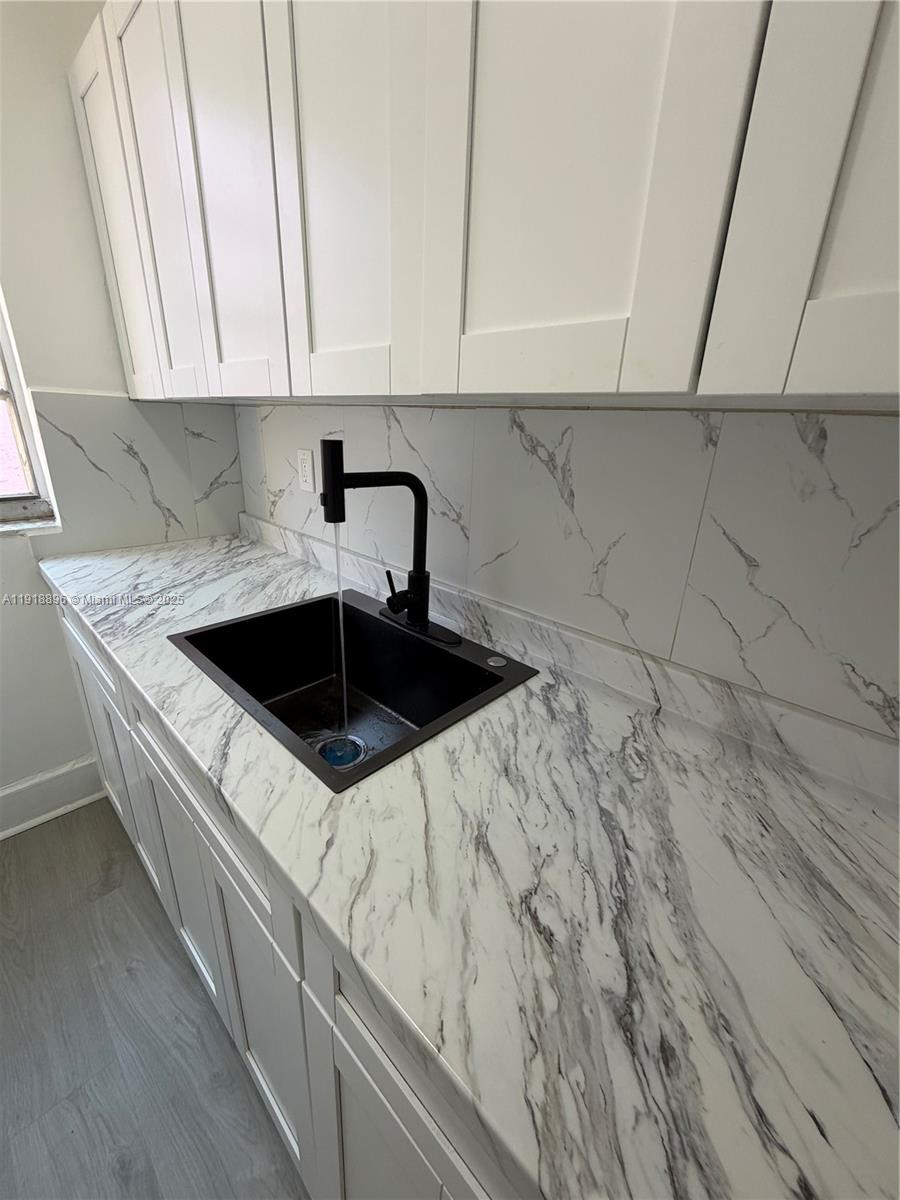 View photos, virtual tours, details... 1560 SW 5th St 10