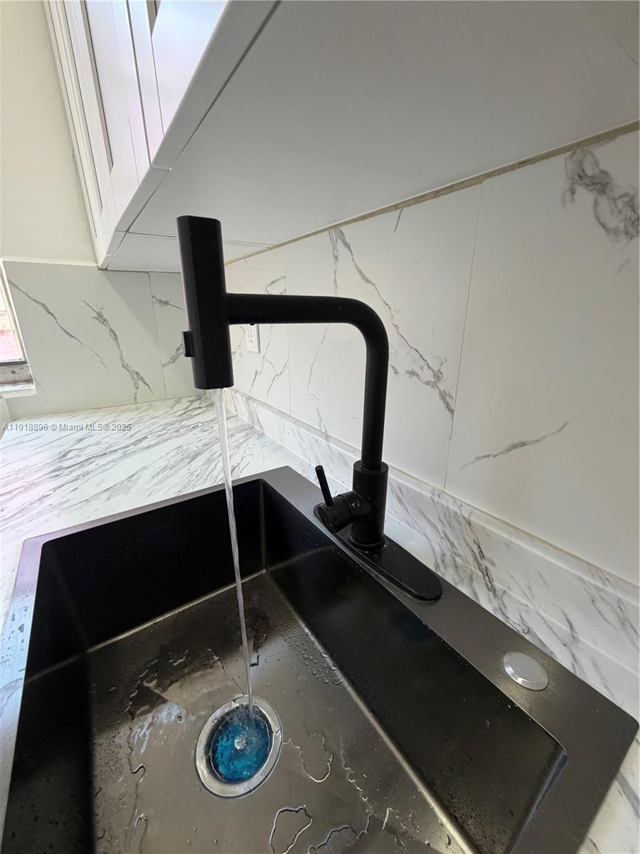 View photos, virtual tours, details... 1560 SW 5th St 10