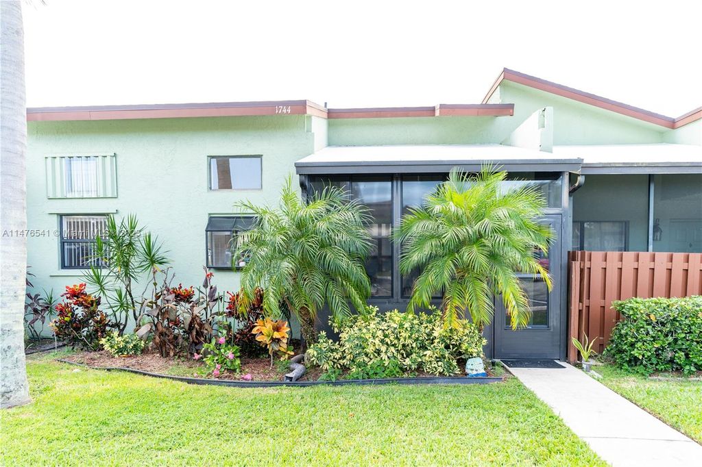 Photo of 1744 W Sanderling Ln #3, Fort Pierce, FL 34982 (MLS # A11476541)