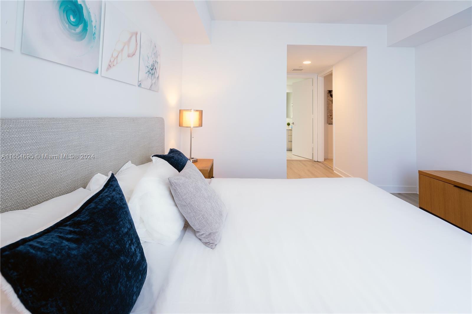 BEACHWALK CONDOMINIUM - Residential