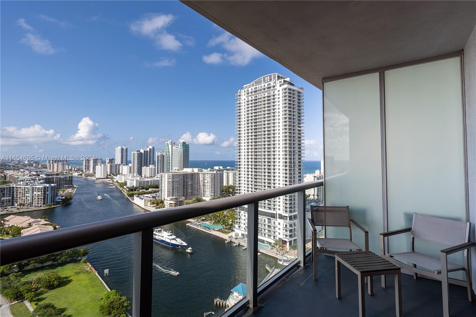 BEACHWALK CONDOMINIUM - Residential