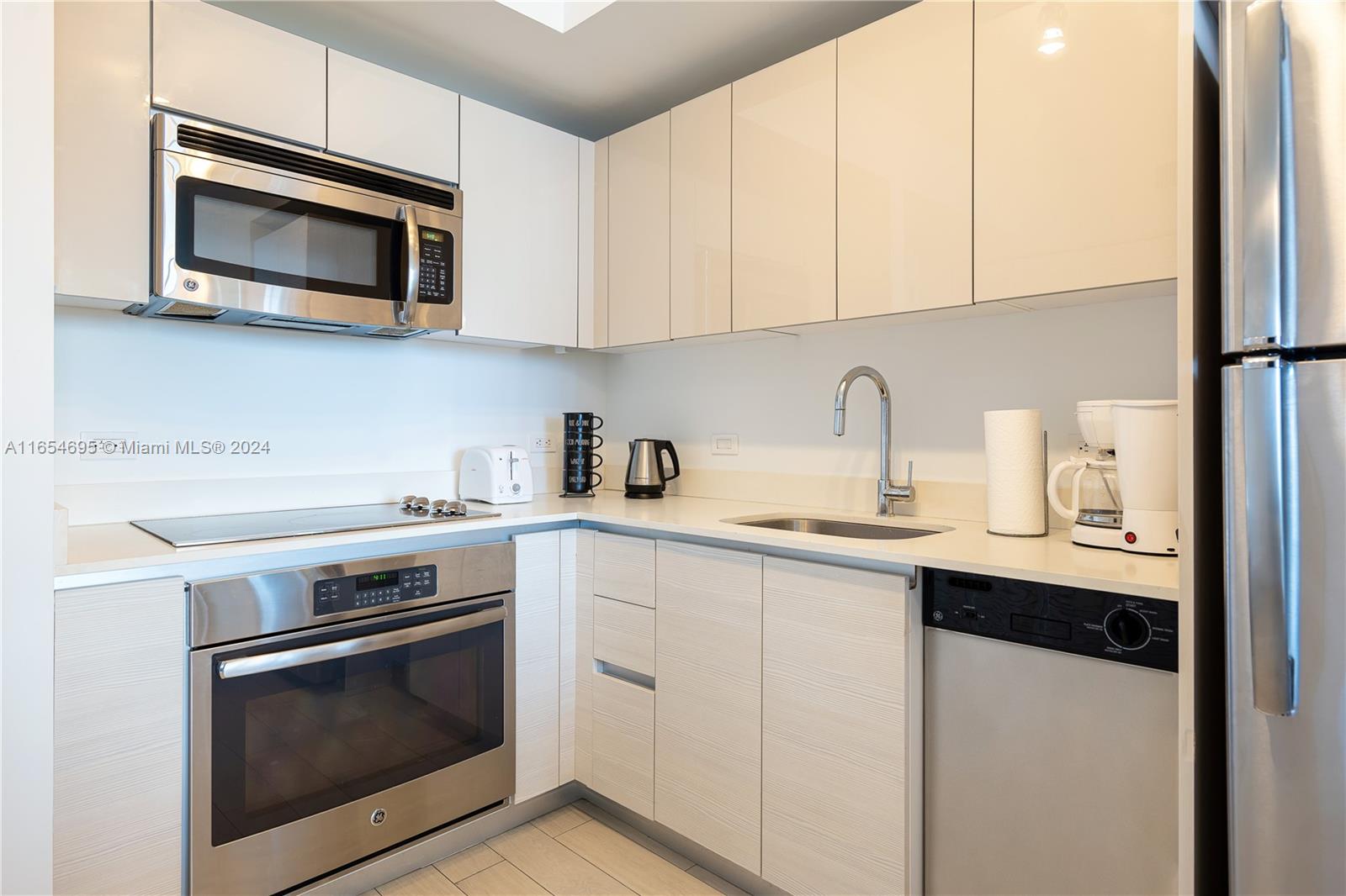 BEACHWALK CONDOMINIUM - Residential