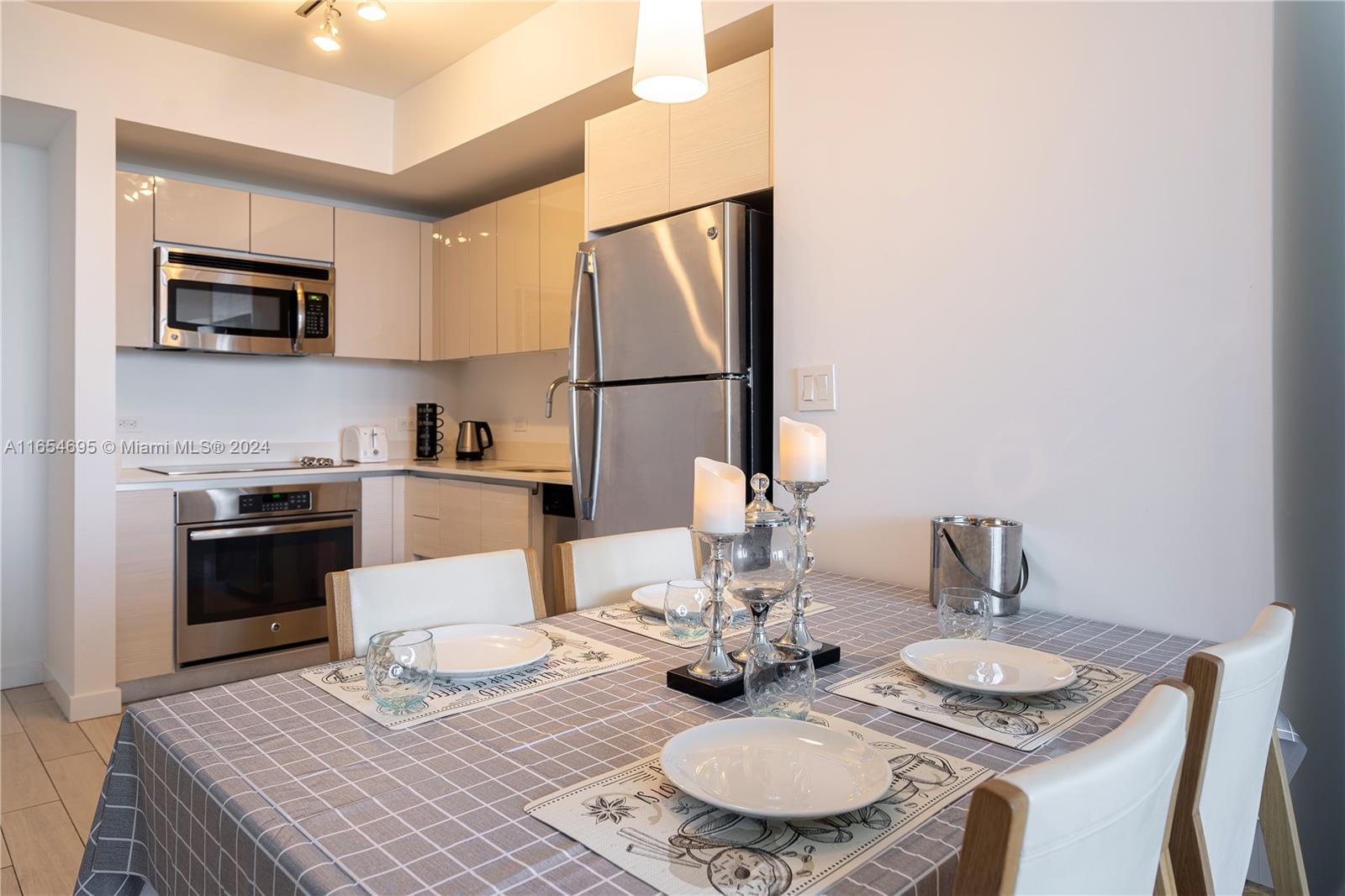 BEACHWALK CONDOMINIUM - Residential