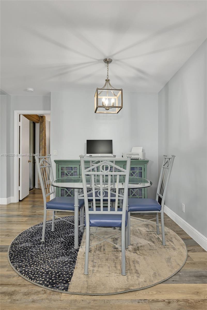 APPLEWOOD VILLAGE I-D CON - Residential Lease