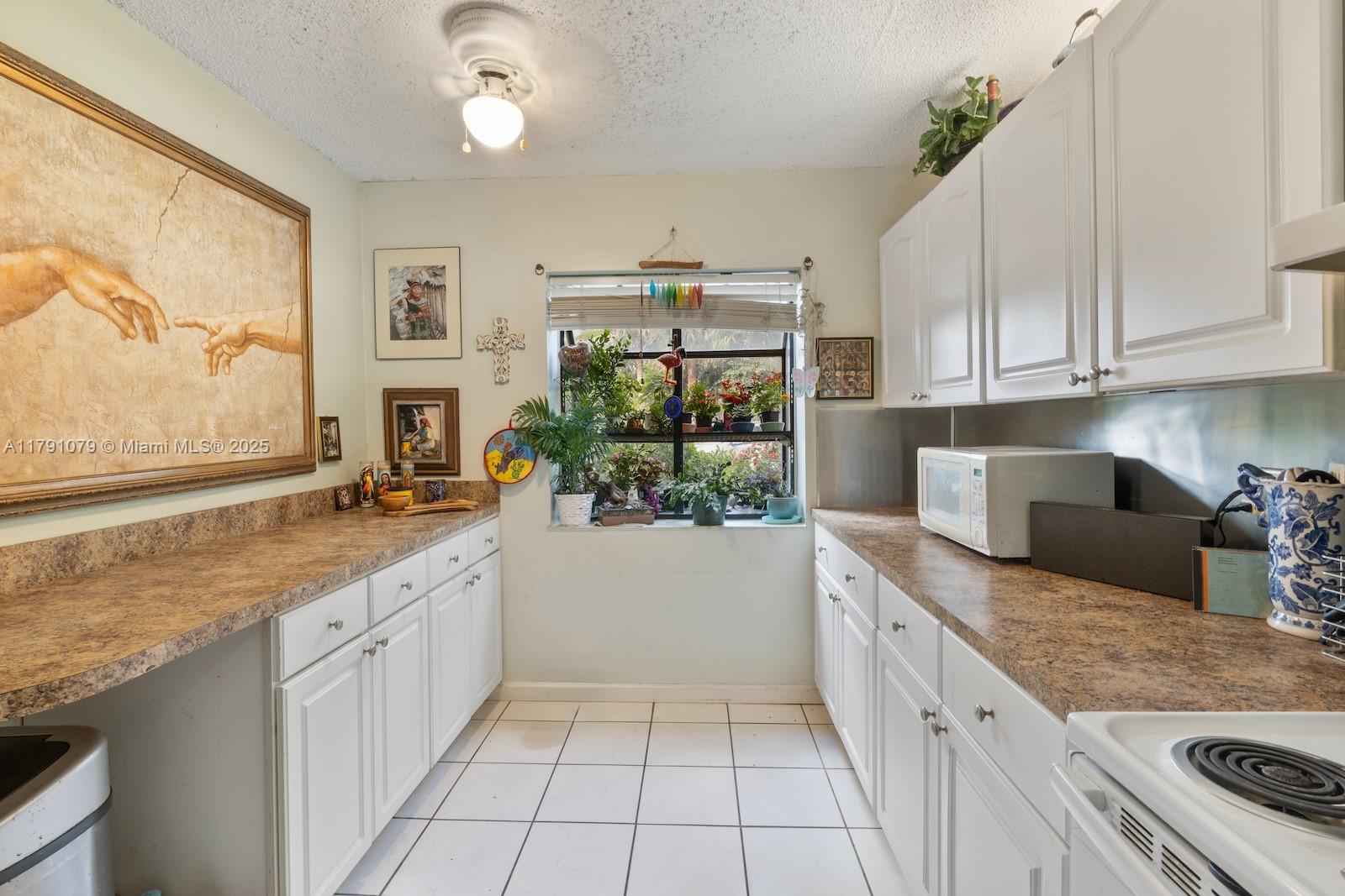 3705 N Carambola Cir N 2834