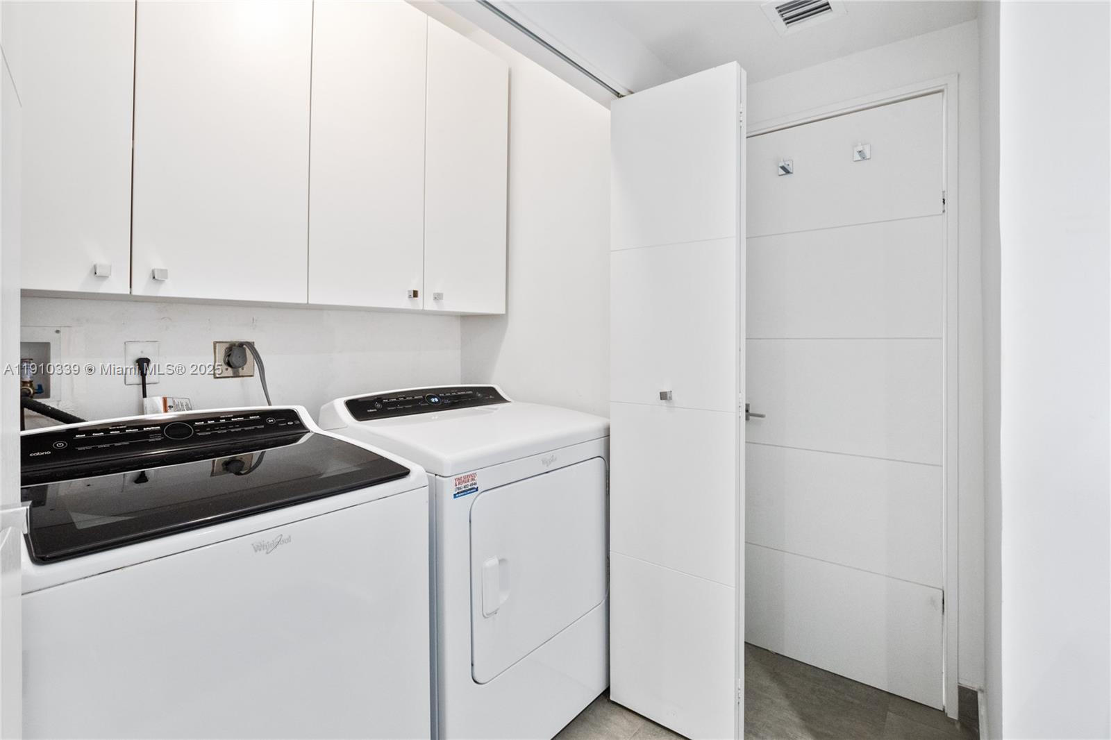 HAMPTONS WEST CONDO - Residential