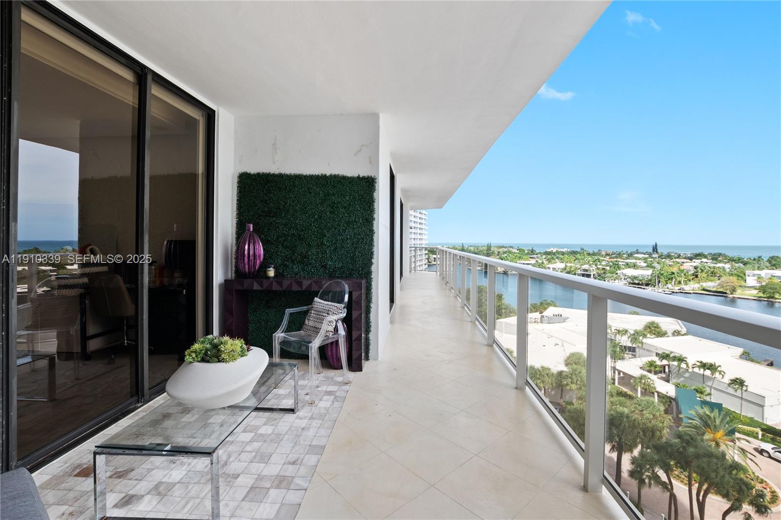 HAMPTONS WEST CONDO - Residential