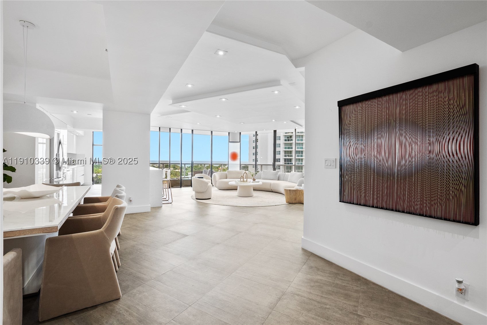 20281 E Country Club Dr 808