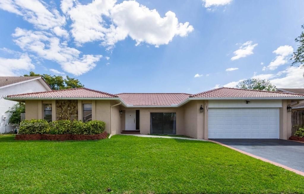 Photo of 21452 Woodchuck Ln, Boca Raton, FL 33428 (MLS # A11536663)
