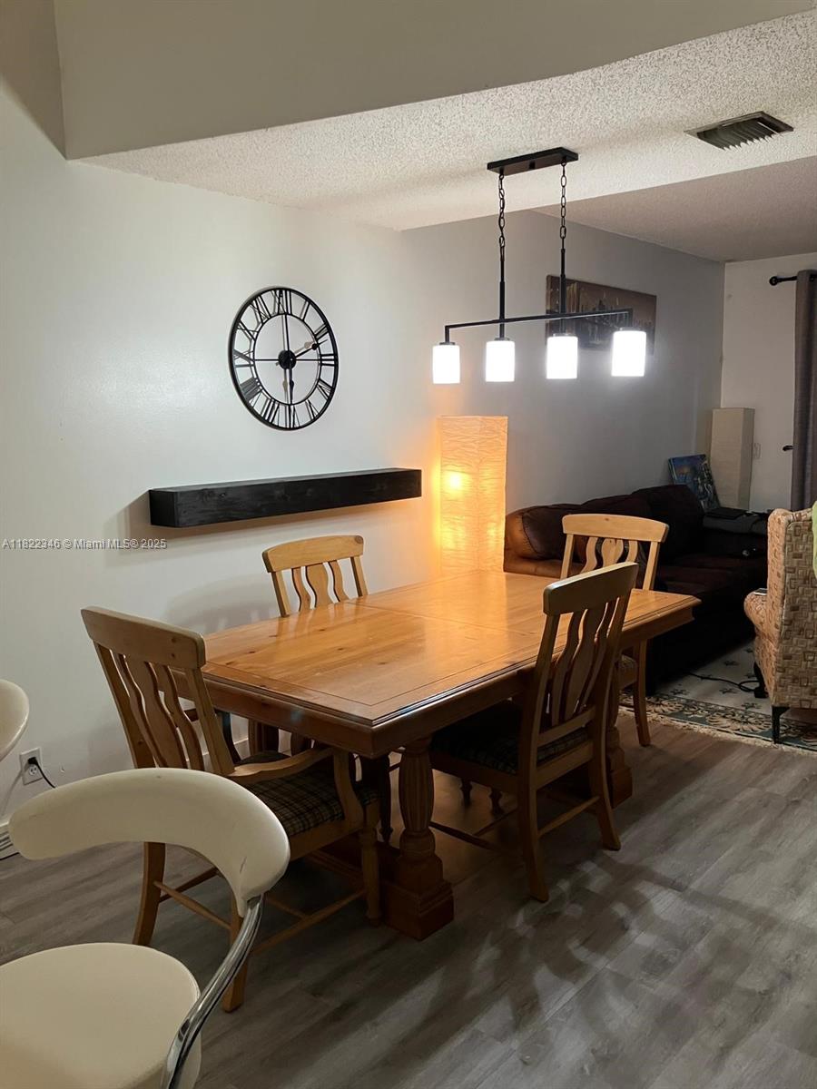 CROSS CREEK TOWNHOMES PLA - Residential