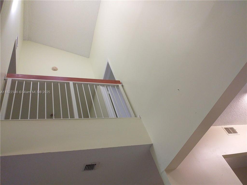 CROSS CREEK TOWNHOMES PLA - Residential