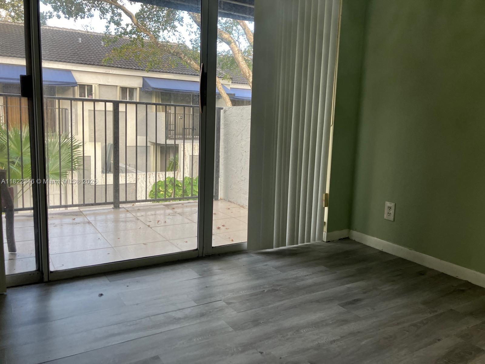 CROSS CREEK TOWNHOMES PLA - Residential