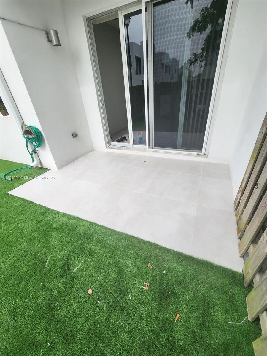 DORAL PALMS NORTH - Residential