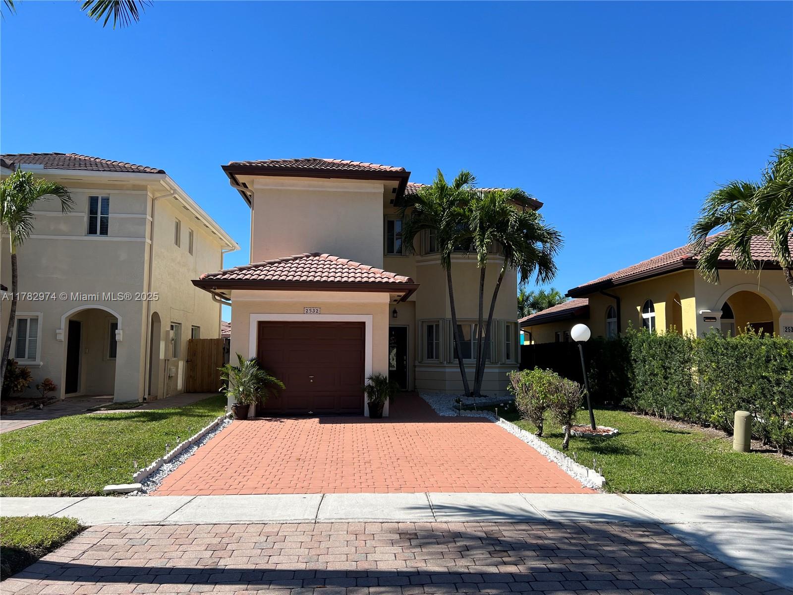 Property for Sale at 2532 Ne 41st Ter, Homestead, Miami-Dade County, Florida - Bedrooms: 3 
Bathrooms: 3  - $510,000