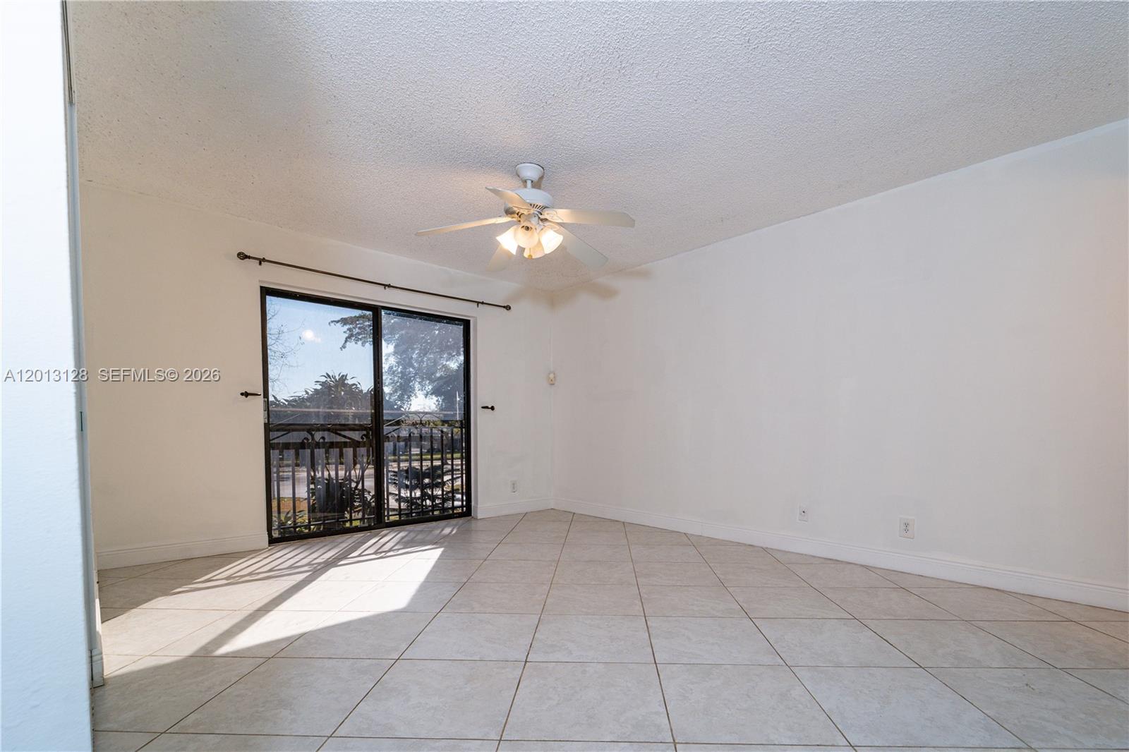 CENTURA PARC - Residential Lease