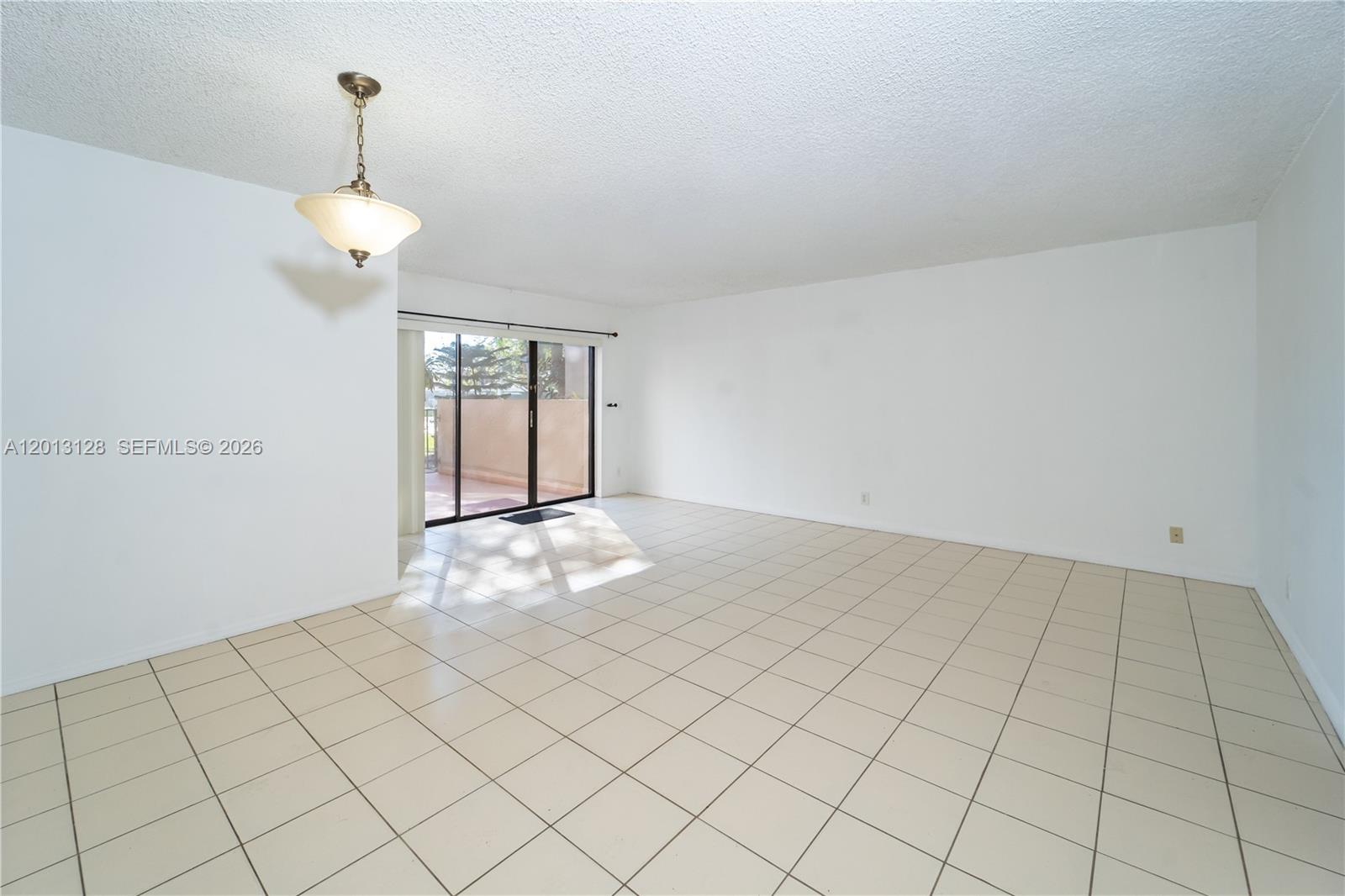 CENTURA PARC - Residential Lease