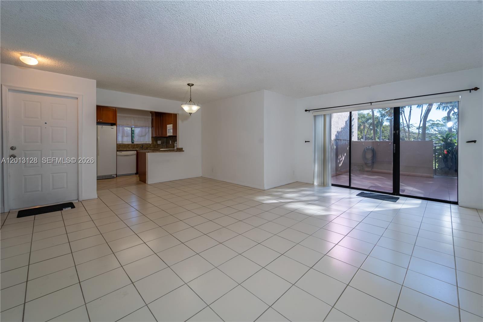 CENTURA PARC - Residential Lease