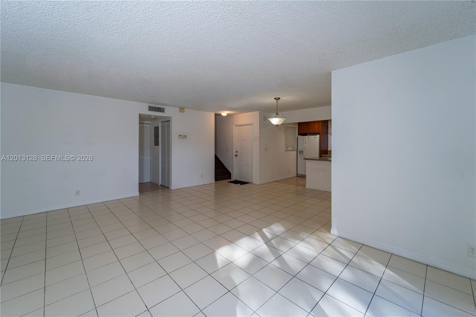 CENTURA PARC - Residential Lease