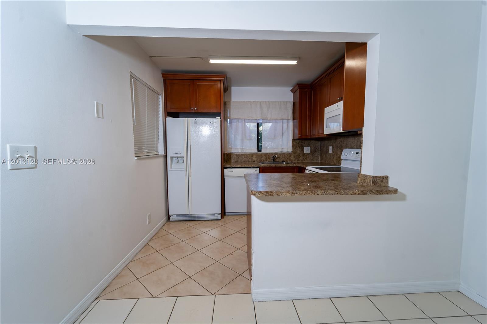 CENTURA PARC - Residential Lease