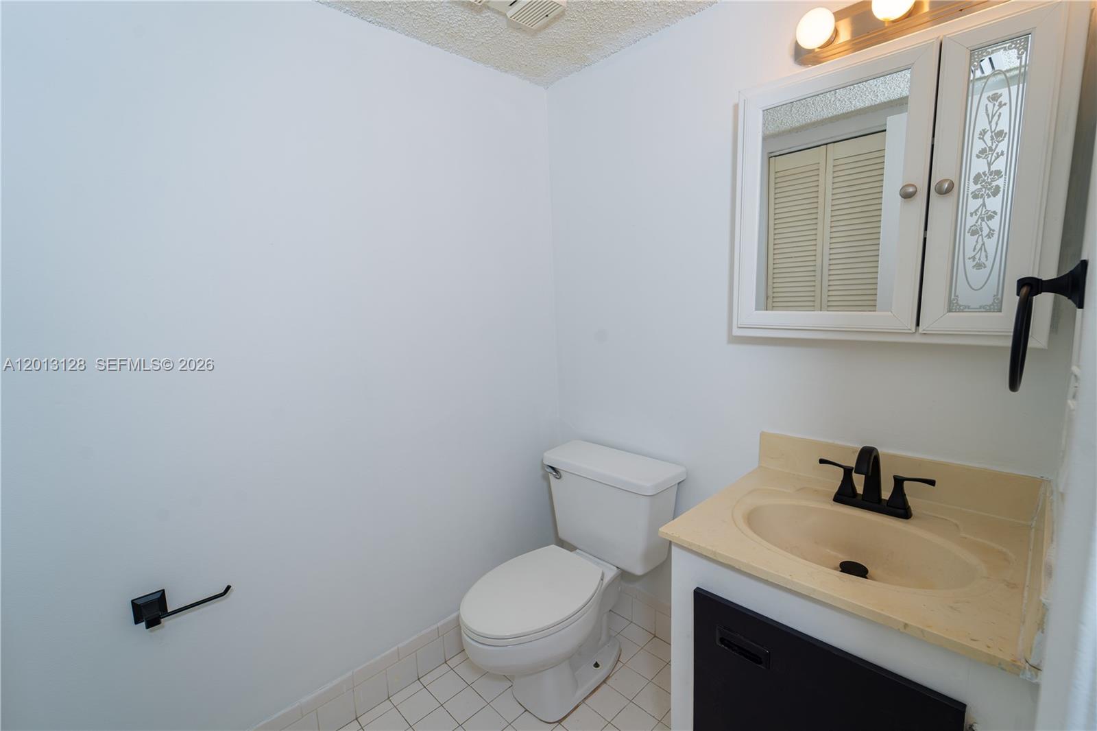 CENTURA PARC - Residential Lease