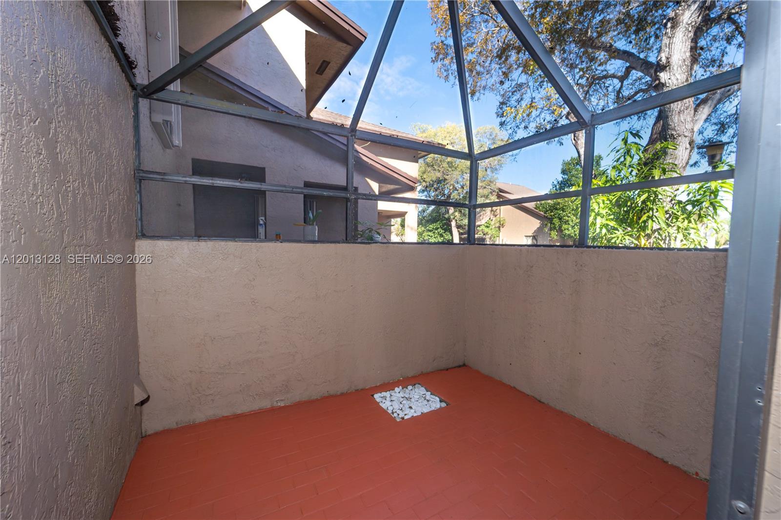 CENTURA PARC - Residential Lease