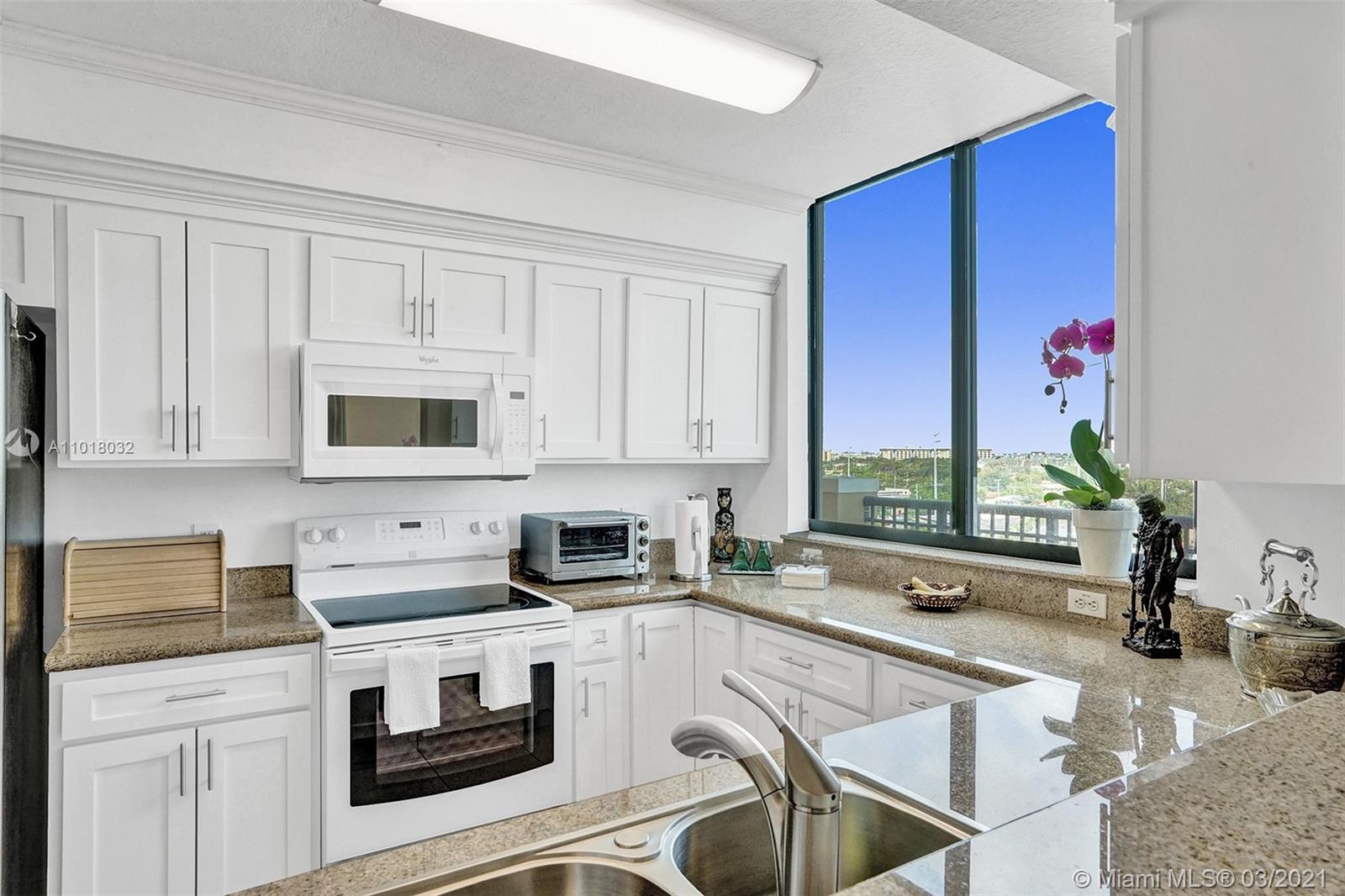 KEYSTONE PARK CONDO - Residential