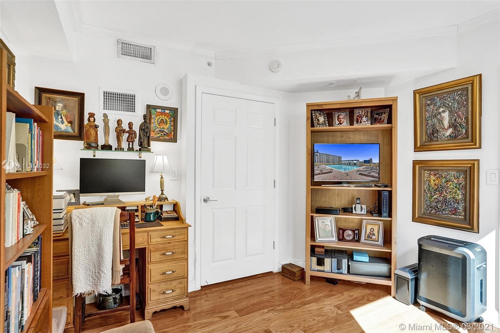 KEYSTONE PARK CONDO - Residential