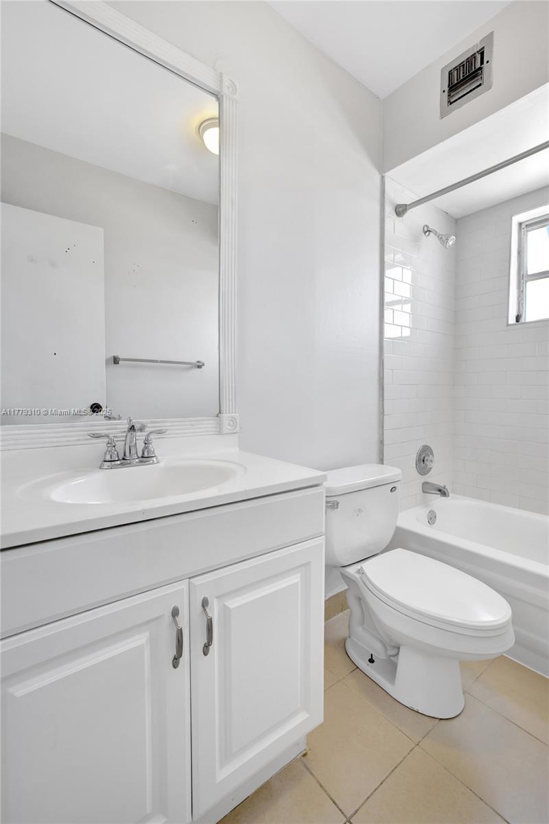 PARK PLACE CONDO - Residential