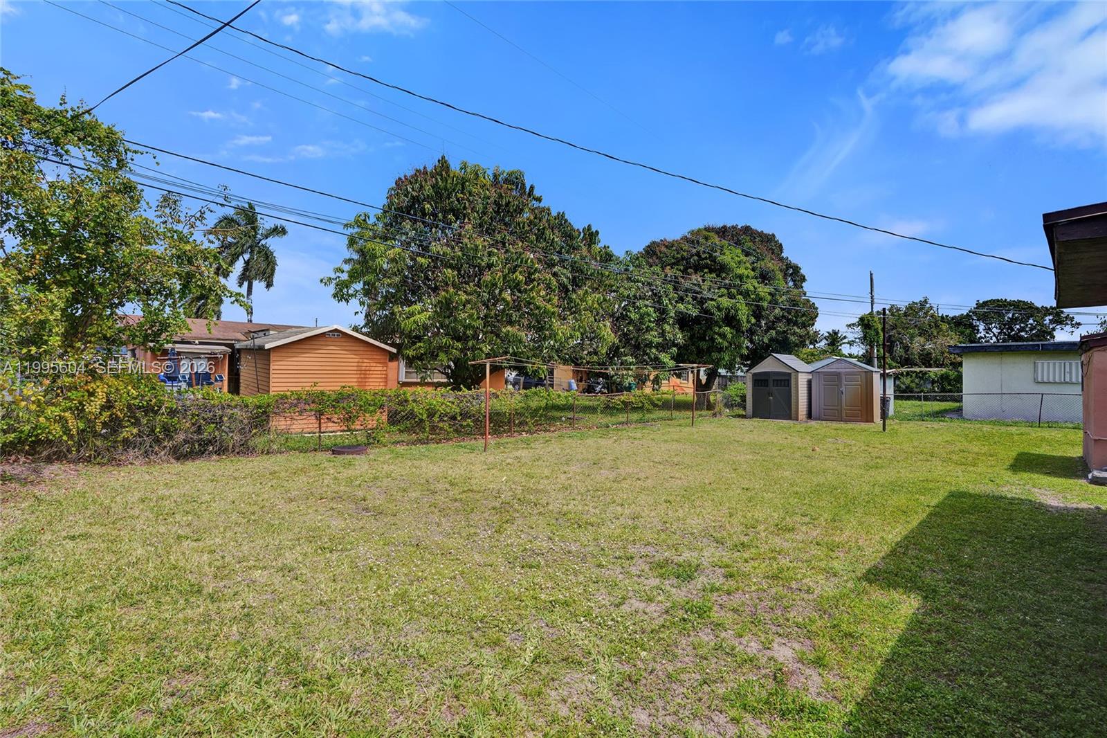 CAROL CITY - Residential